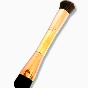 Maskcara Beauty Power Powder Brush